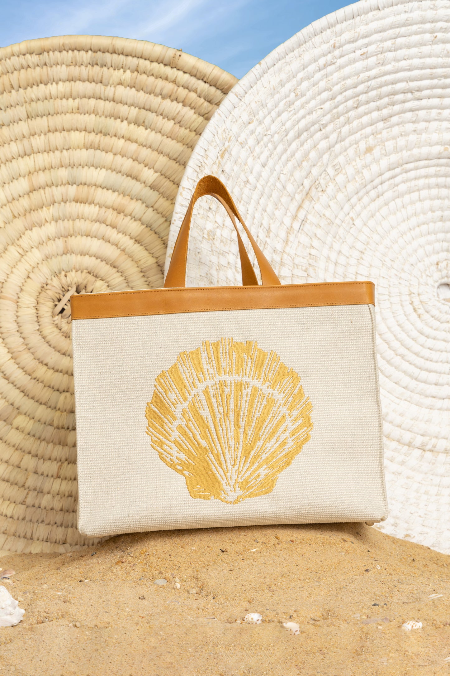 Shell Large Tote